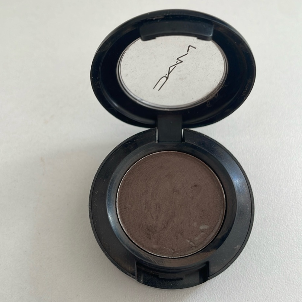 Mac shadow